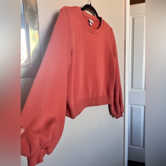 A New Day bell sleeve crewneck sweatshirt salmon color super comfy - Picture 2 of 4